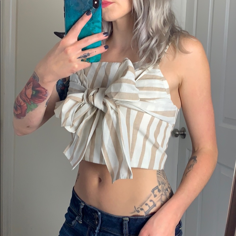 Chriselle linen crop